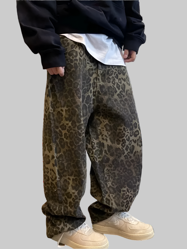 OversizedTan Leopard Print Streetwear