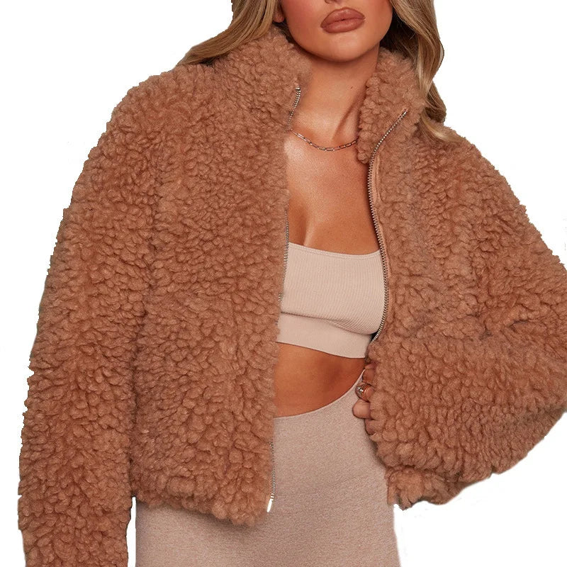Short lambswool coat