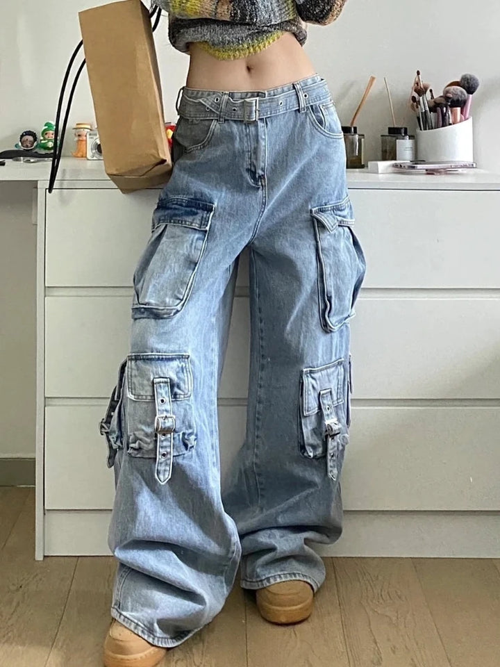 Trending Oversized High-Waist Cargo Jeans