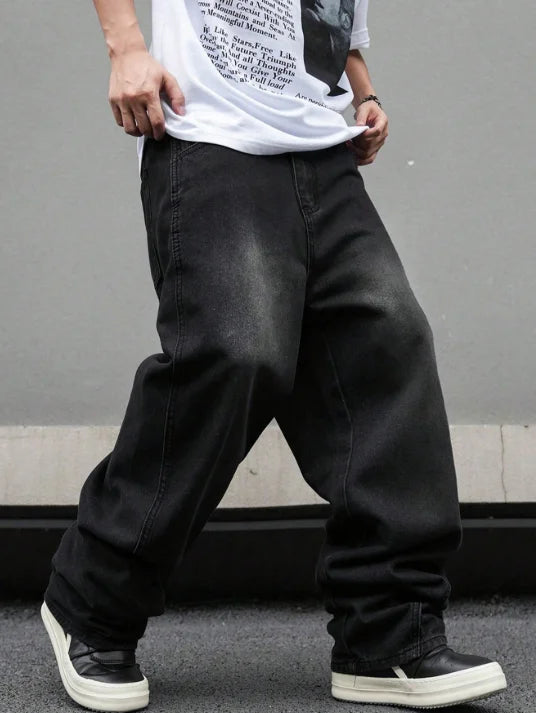 Loose Fit Flared Pleated Jeans