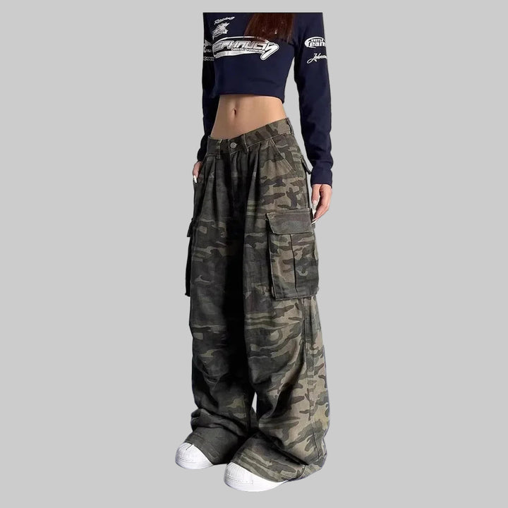 Trendy Oversized Camouflage Pleated Cargo Pants