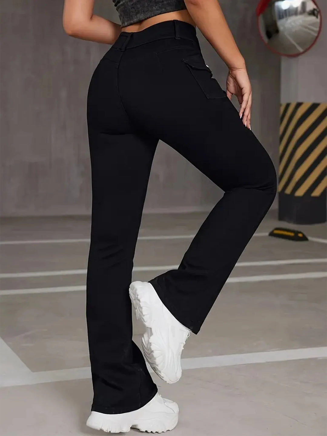 Vintage-Inspired High-Waist Goth Flare Jeans