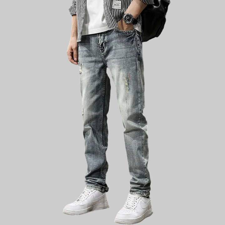 Vintage-Inspired Slim Fit Ripped Jeans