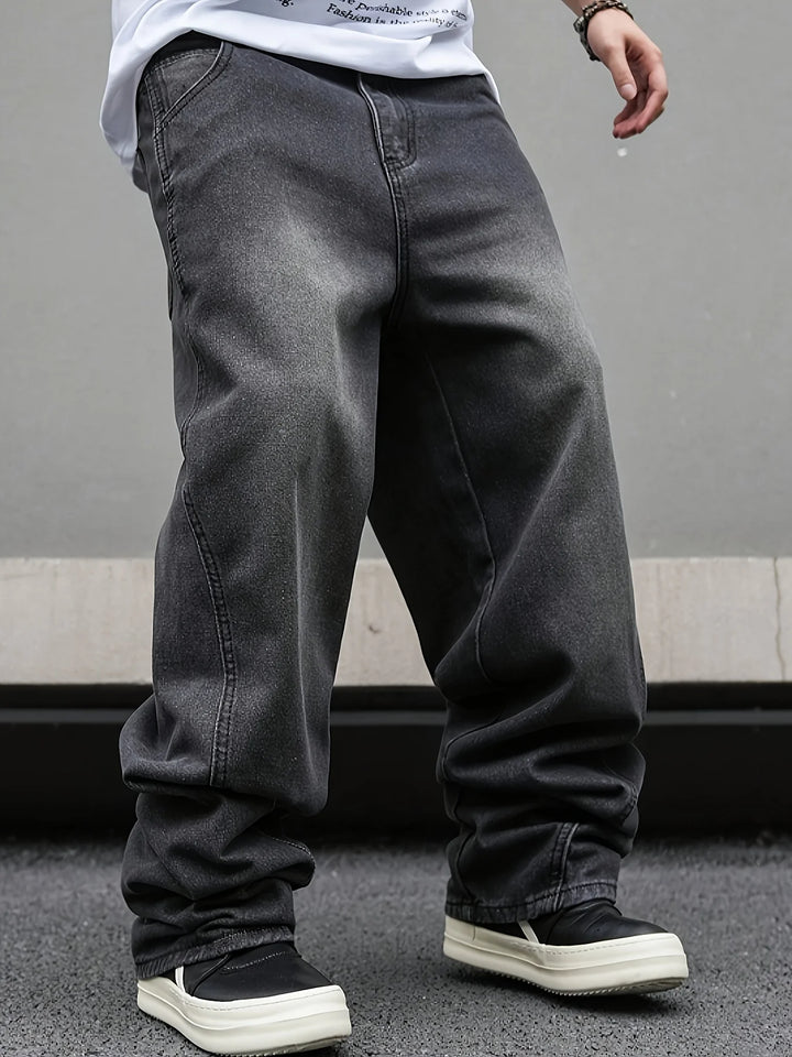 Loose Fit Flared Pleated Jeans