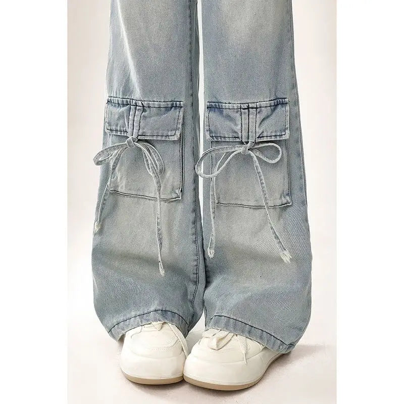 Loose Fit Cargo Jeans
