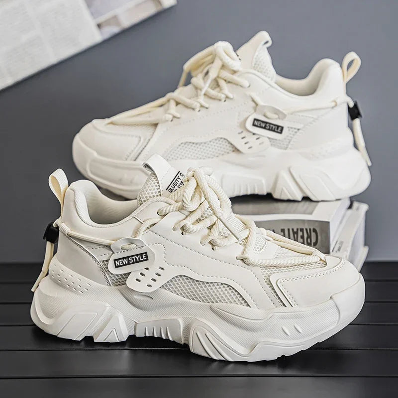 Lightweight Stretch Wear-Resistant Sneakers
