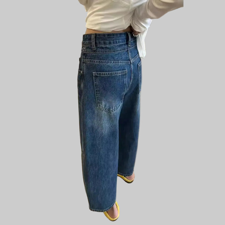 Retro Fashion with wide-leg denim Jeans