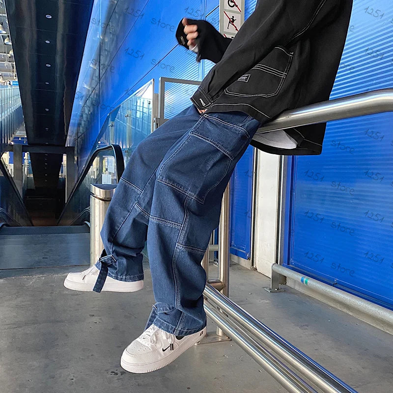 Men’s Wide-Leg Cargo Jeans