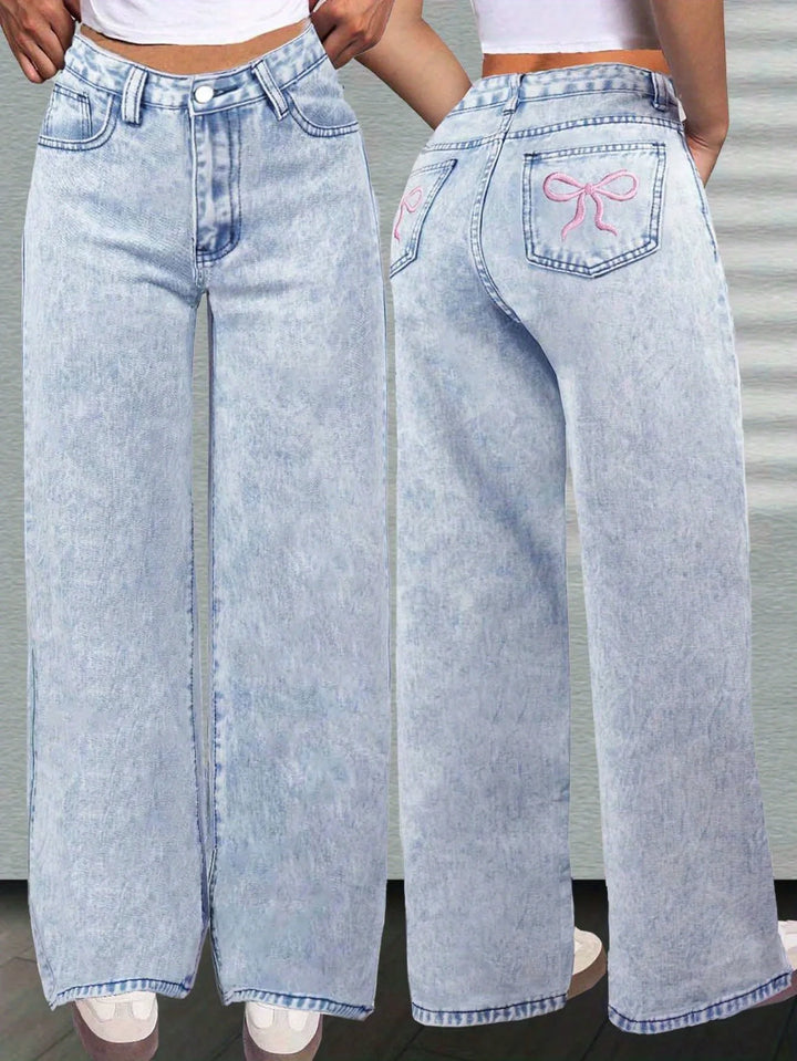 Chic Pink Bow Embroidered Washed Jeans