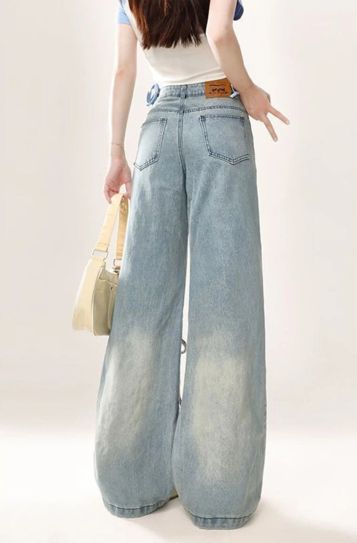 Loose Fit Cargo Jeans