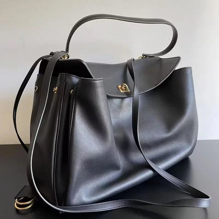 KELLIE | High-end Lock Armpit Leather Rodeo Bag