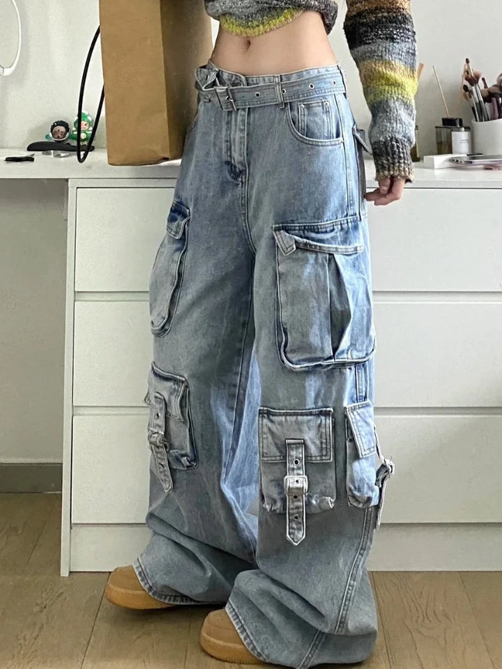 Trending Oversized High-Waist Cargo Jeans