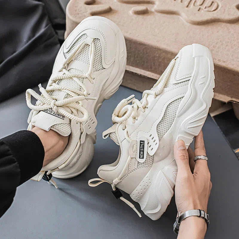 Lightweight Stretch Wear-Resistant Sneakers