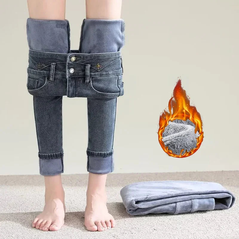 Chic Plush Thermal Straight Winter Jeans