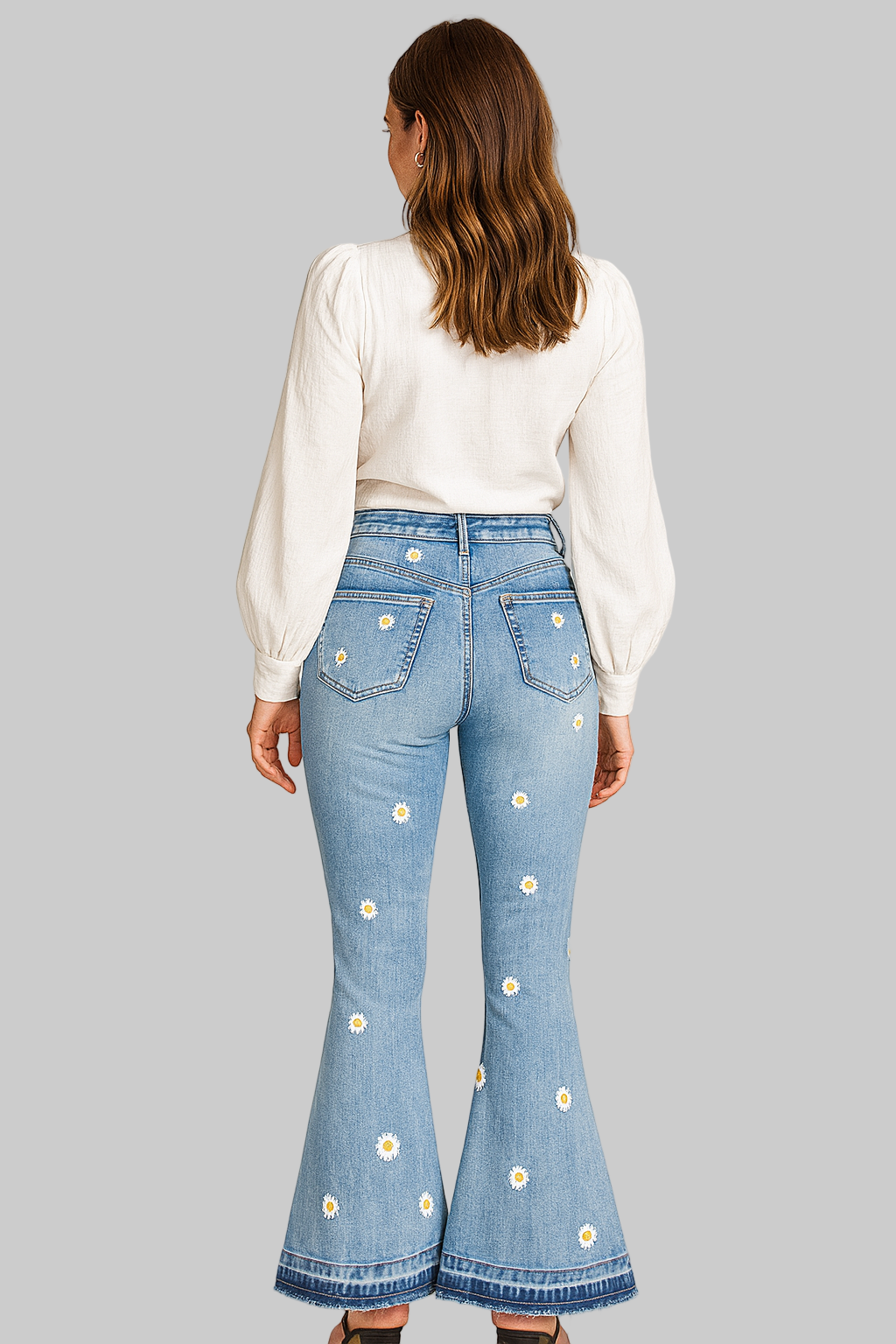 Chic Women's Daisy Embroidered Flared Denim Pants