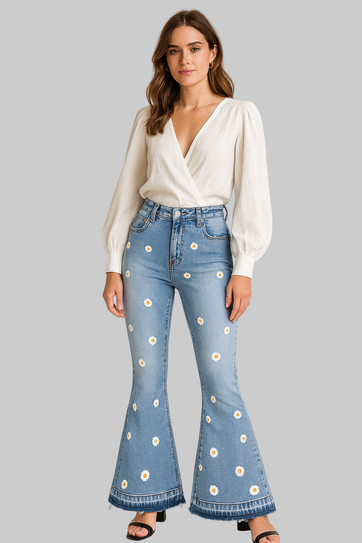 Chic Women's Daisy Embroidered Flared Denim Pants